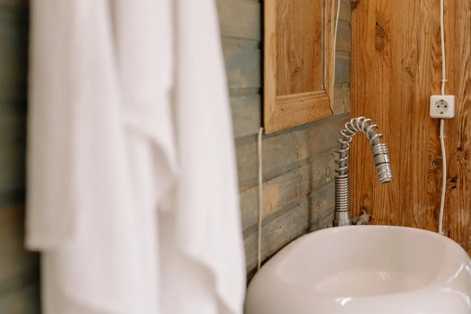 Tankless Water Heater Repair vs Replacement: What Kyle Homeowners Need